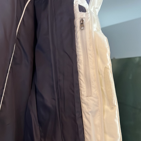 North Face Jacket - Picture 6 of 7